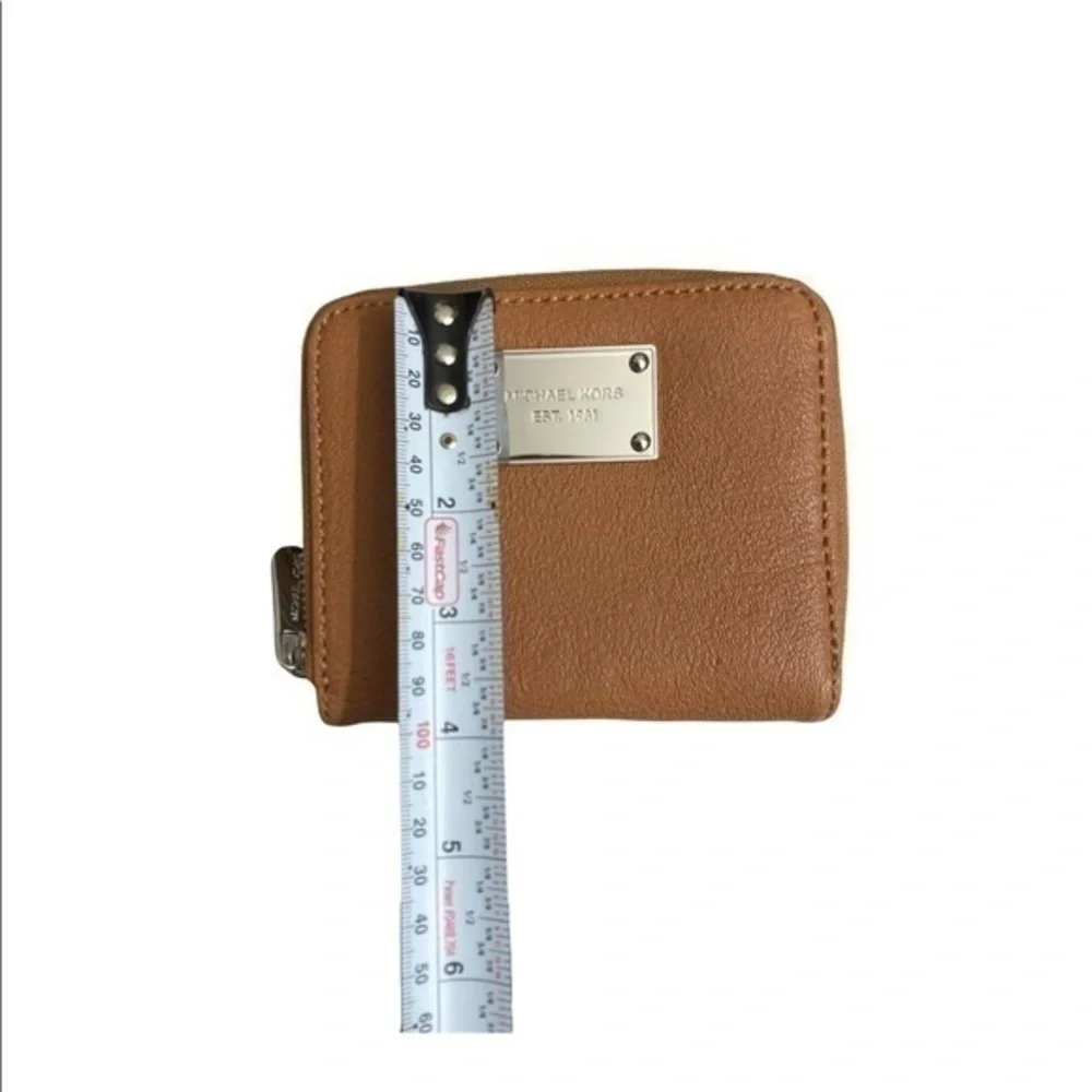 Michael kors brown leather wallet